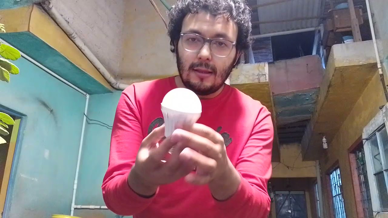 lampara que funciona con el calor de la mano