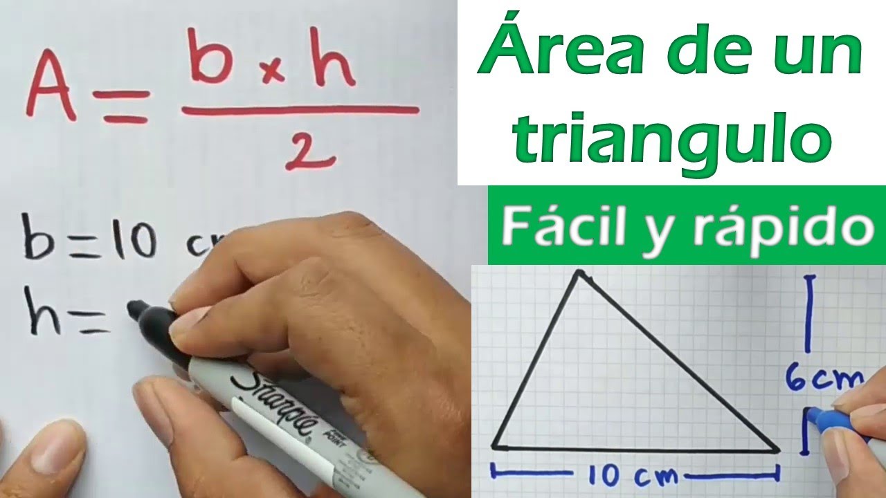 un triangulo que mide 3m de base y 10.5